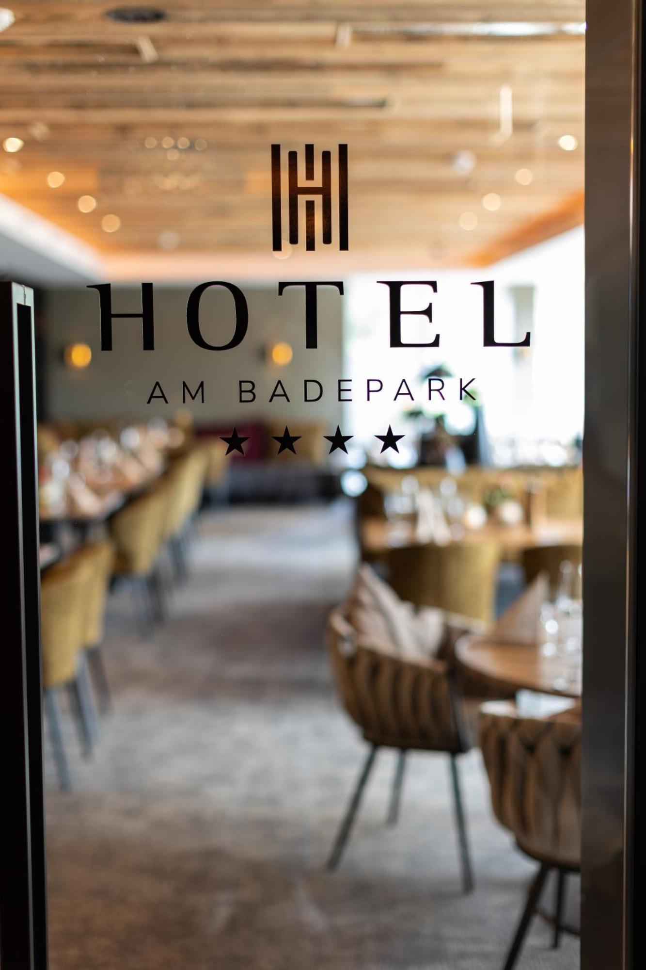 Hotel Am Badepark Bad Zwischenahn Exterior foto
